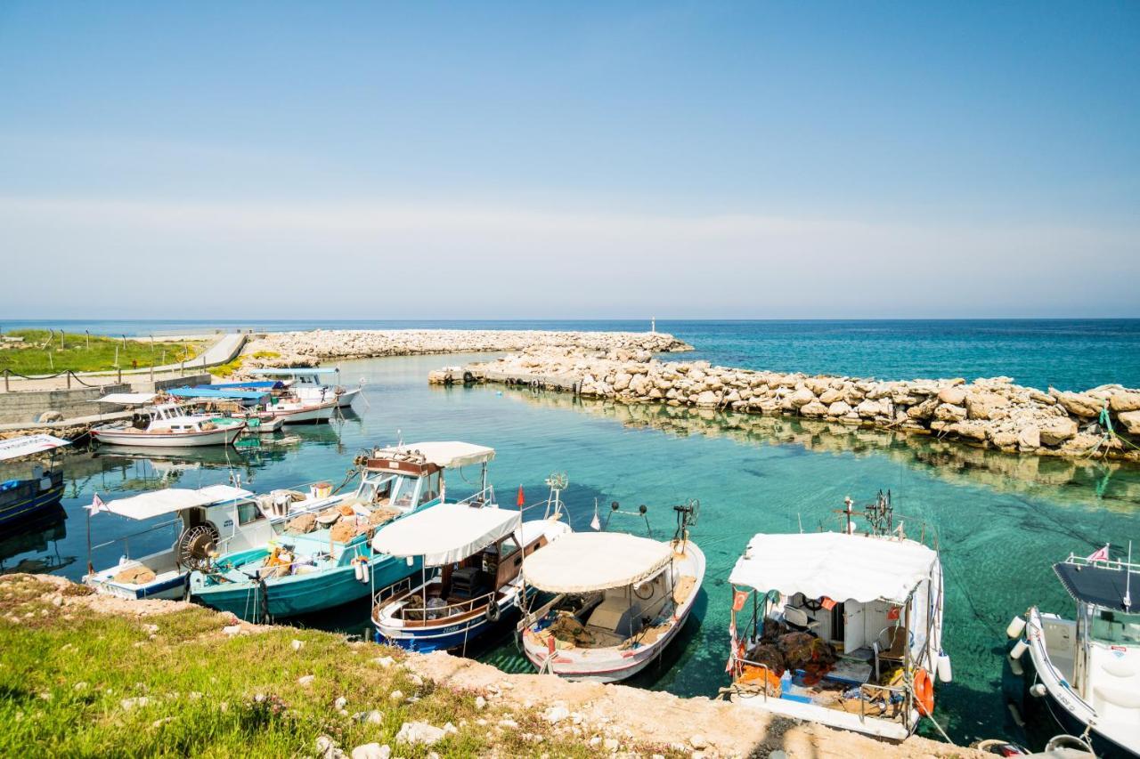 Spacious Three-Bedroom Apartment With Sea View A4 Lapta Buitenkant foto